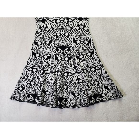 ELLE Fit & Flare Dress Womens Medium Black Geo Print Cotton Cap Sleeve Back Zip - Picture 3 of 7